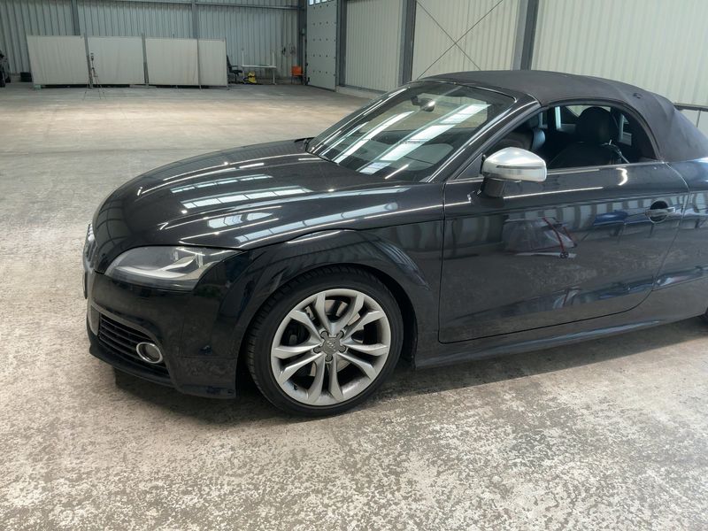 Audi TTS 2.0 TFSI quattro Roadster 2009 – снимка 2