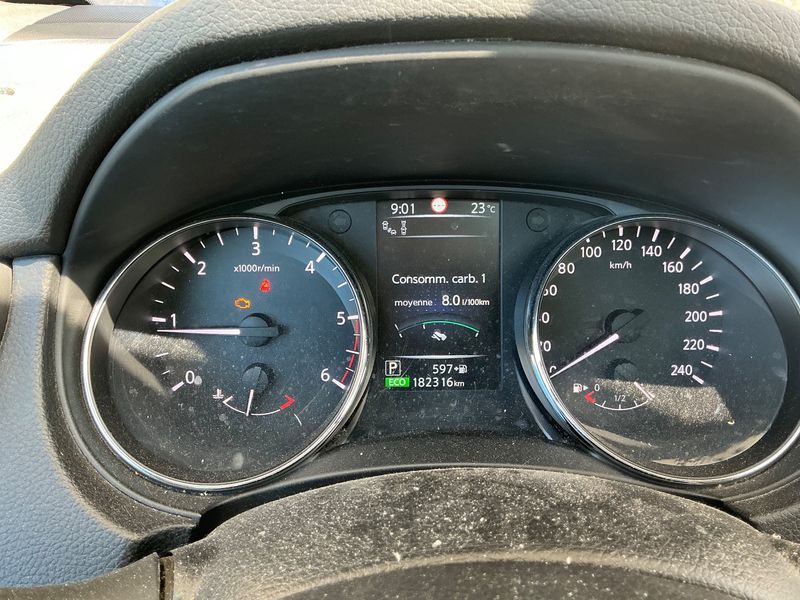 Nissan Qashqai 1.6 dCi Tekna 2014 – снимка 18