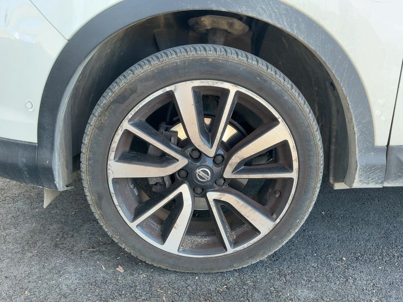 Nissan Qashqai 1.6 dCi Tekna 2014 – снимка 3