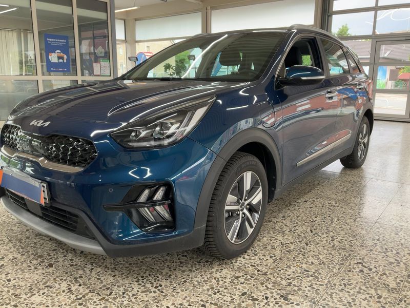 Kia Niro 1.6 Plug-in Hybrid Vision 2022 – снимка 1