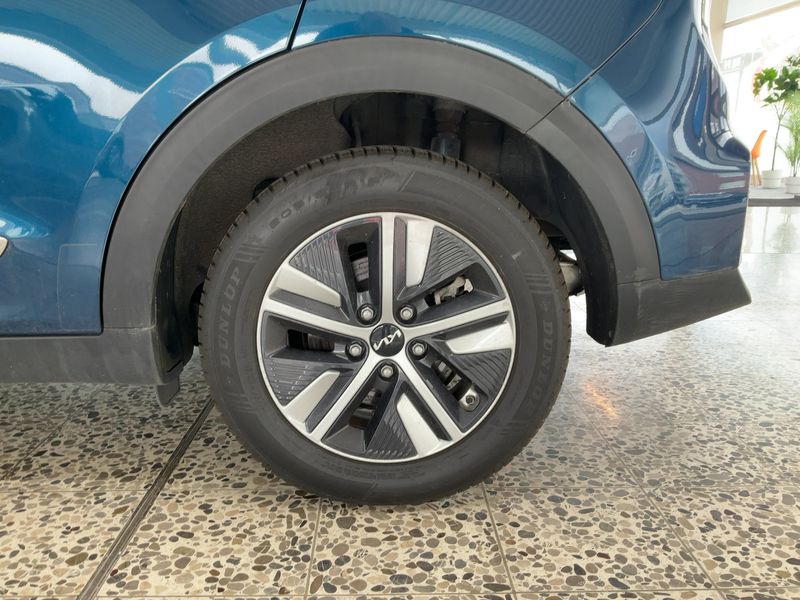 Kia Niro 1.6 Plug-in Hybrid Vision 2022 – снимка 5