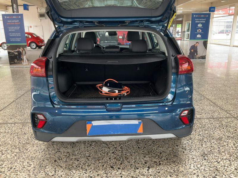 Kia Niro 1.6 Plug-in Hybrid Vision 2022 – снимка 15