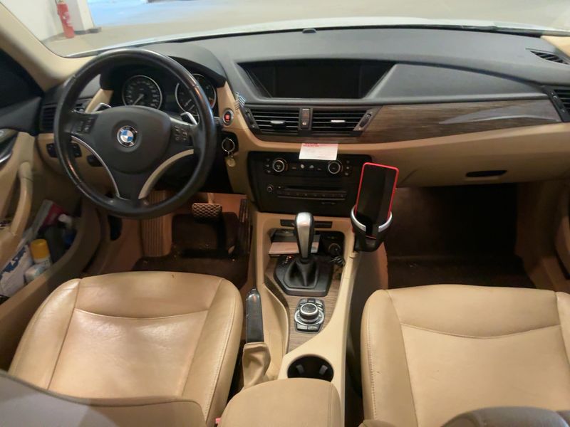 BMW X1 xDrive 20d Luxe 2010 – снимка 17