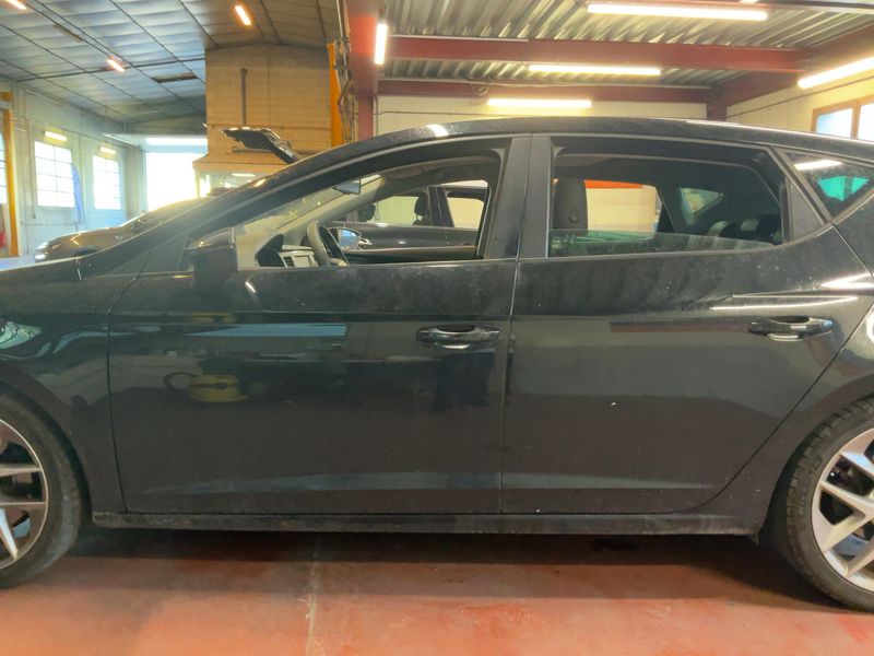 Seat Leon 2.0 TDI FR 2016 – снимка 4