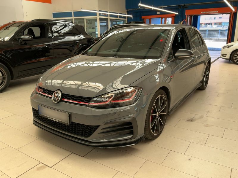 Volkswagen Golf VII 2.0 TSI GTI TCR 2019 – снимка 1