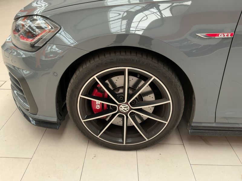 Volkswagen Golf VII 2.0 TSI GTI TCR 2019 – снимка 3