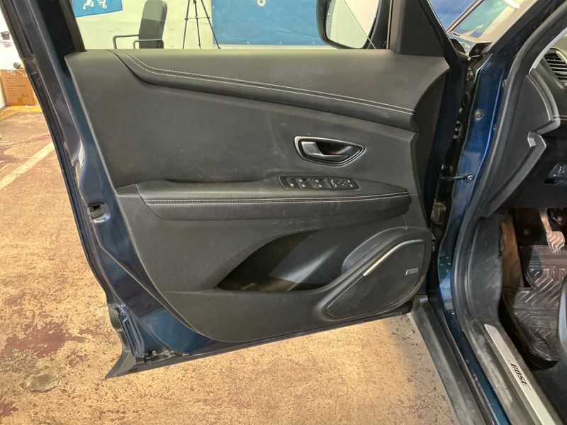 Renault Scenic 1.3 TCe BOSE-Edition 2019 – снимка 33