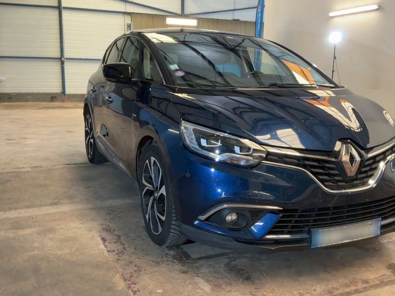 Renault Scenic 1.3 TCe BOSE-Edition 2019 – снимка 12