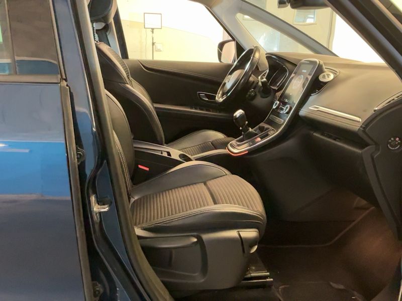 Renault Scenic 1.3 TCe BOSE-Edition 2019 – снимка 16