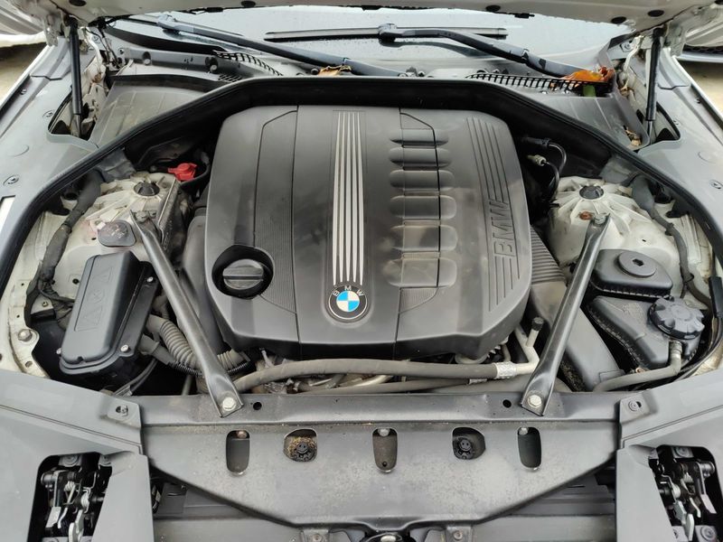 BMW 7er 730d 2012 – снимка 8