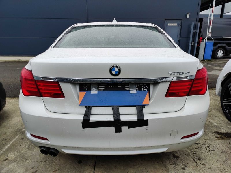 BMW 7er 730d 2012 – снимка 4