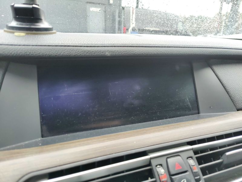 BMW 7er 730d 2012 – снимка 38