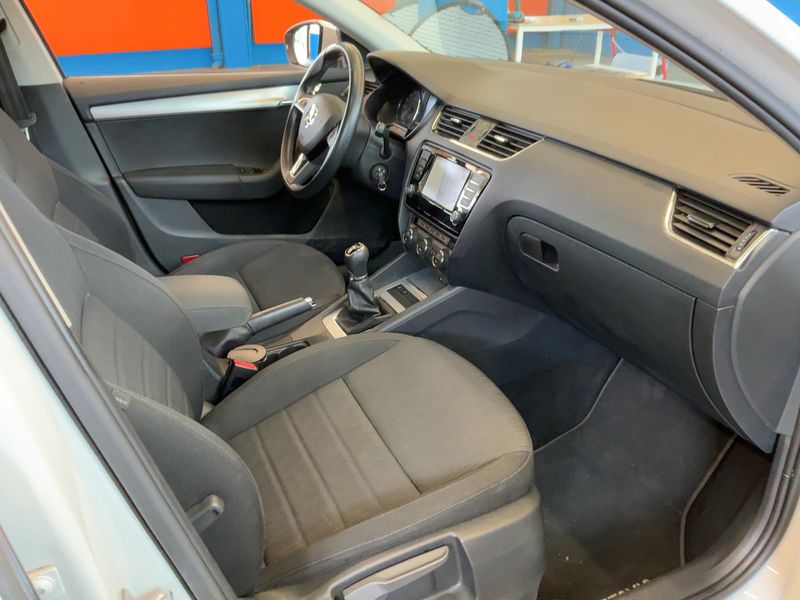 Skoda Octavia 1.6 TDI Style 2016 – снимка 17
