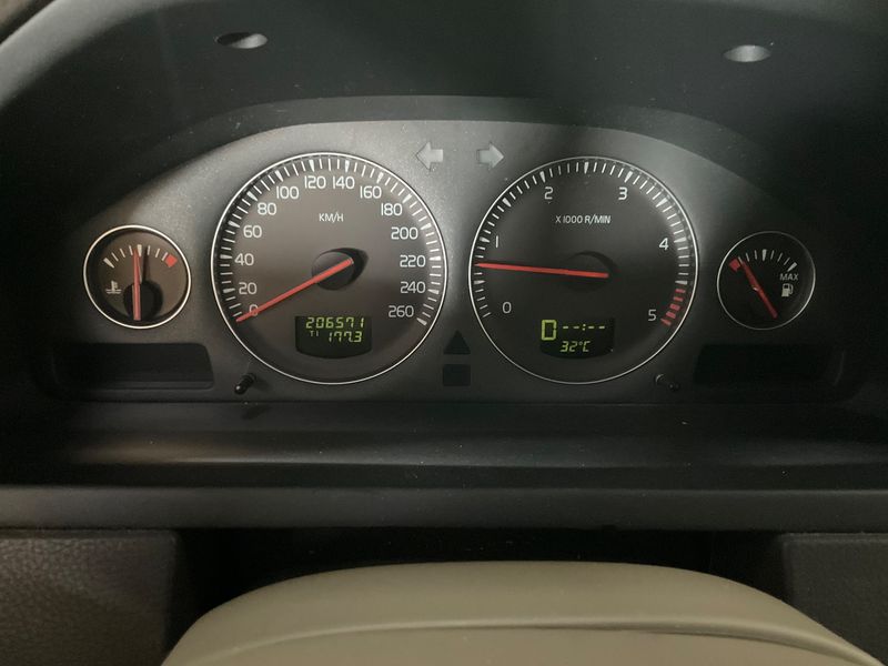 Volvo XC90 2.4 D5 Momentum 2007 – снимка 18