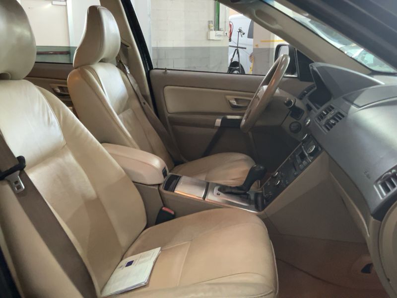 Volvo XC90 2.4 D5 Momentum 2007 – снимка 16