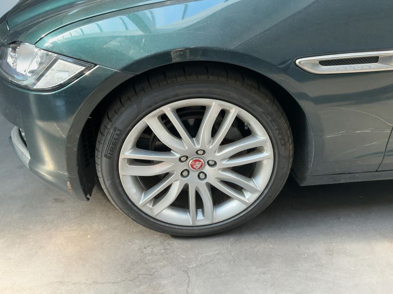 Jaguar XF 20d Ingenium Edition 2017 – снимка 3