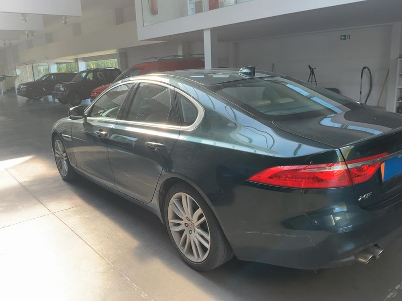 Jaguar XF 20d Ingenium Edition 2017 – снимка 6
