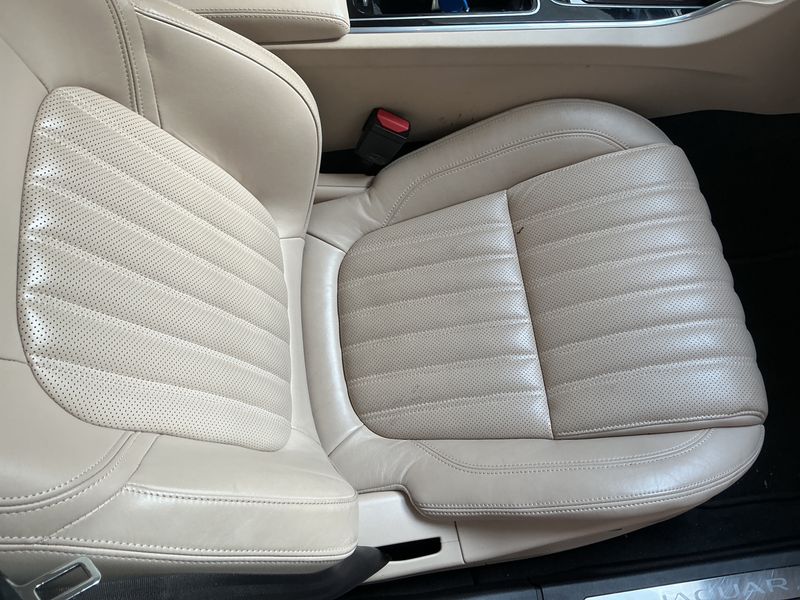 Jaguar XF 20d Ingenium Edition 2017 – снимка 28
