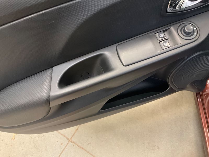 Renault Clio 1.5 dCi Energy Zen 2014 – снимка 27