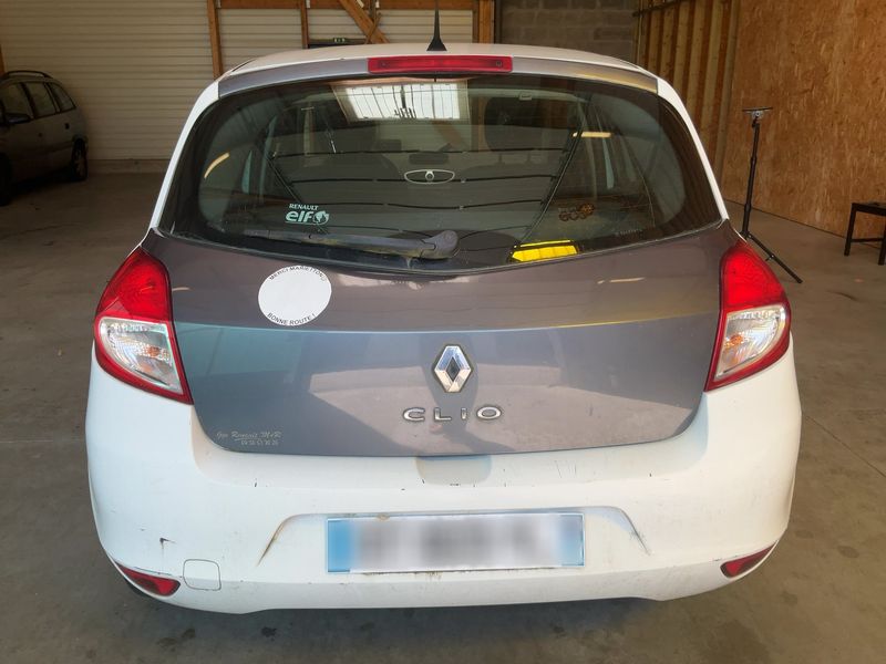 Renault Clio 1.2 Authentique 2011 – снимка 7