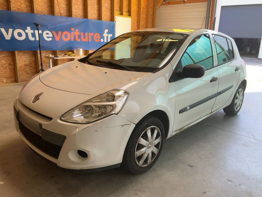 Renault Clio 1.2 Authentique 2011 – снимка 1