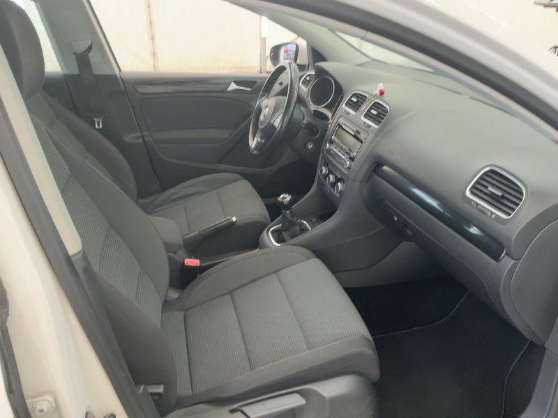 Volkswagen Golf VI 2.0 TDI Comfortline 2010 – снимка 11