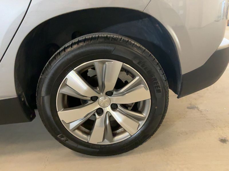 Peugeot 2008 1.2 PureTech Allure 2016 – снимка 5