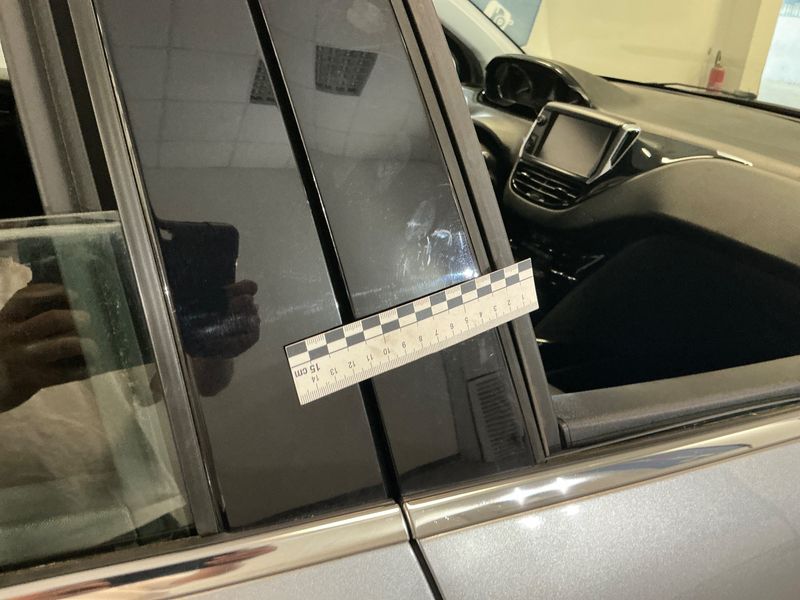 Peugeot 2008 1.2 PureTech Allure 2016 – снимка 22