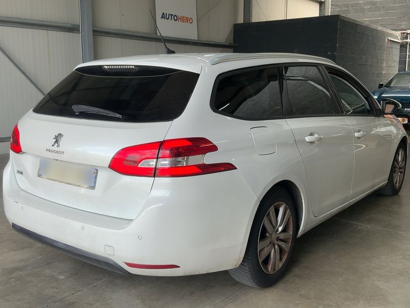 Peugeot 308 1.6 Blue-HDi Active Business 2018 – снимка 8