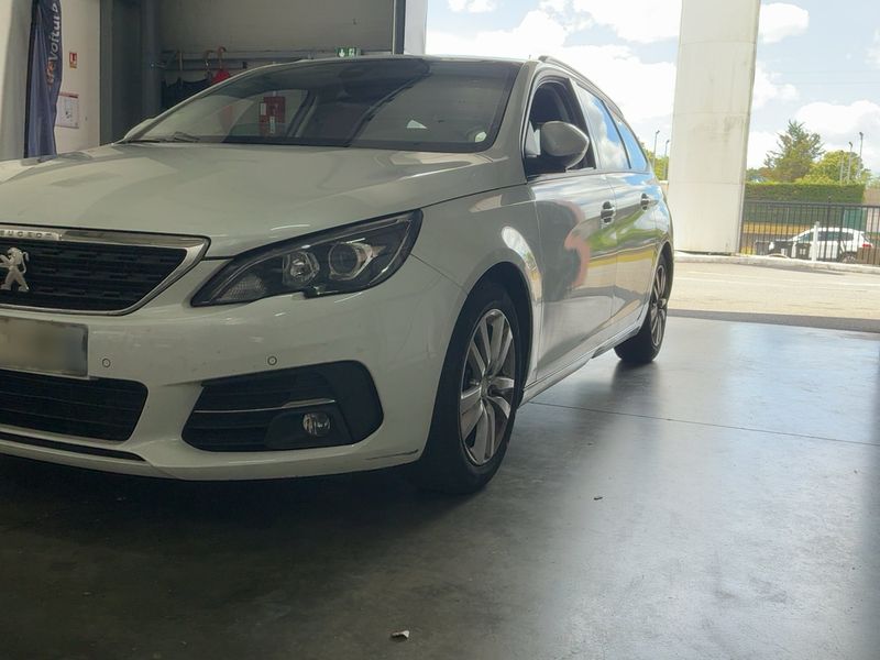 Peugeot 308 1.6 Blue-HDi Active Business 2018 – снимка 2