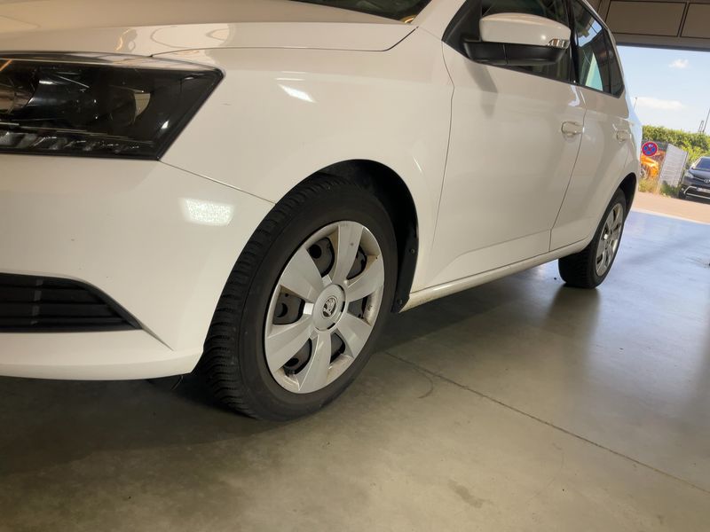 Skoda Fabia 1.0 TSI Ambition 2018 – снимка 2