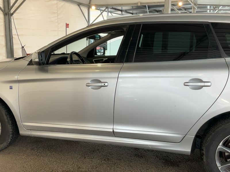Volvo XC60 2.4 D4 Ocean Race AWD 2016 – снимка 4