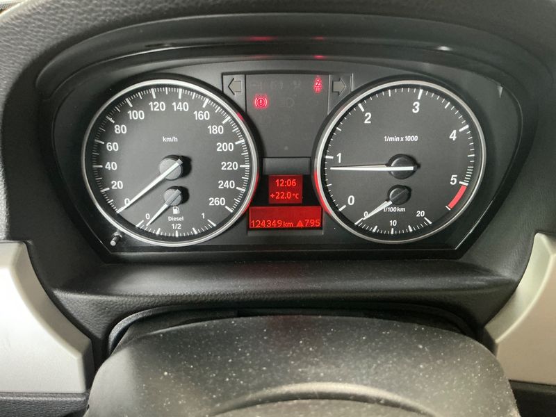 BMW 3er 318d 2009 – снимка 14