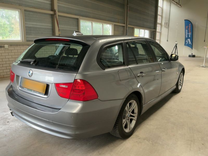 BMW 3er 318d 2009 – снимка 6