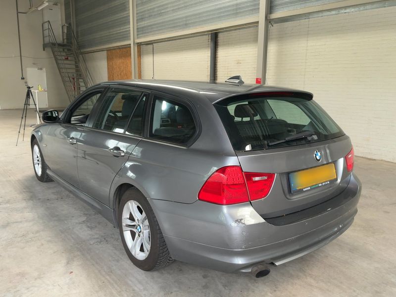 BMW 3er 318d 2009 – снимка 3