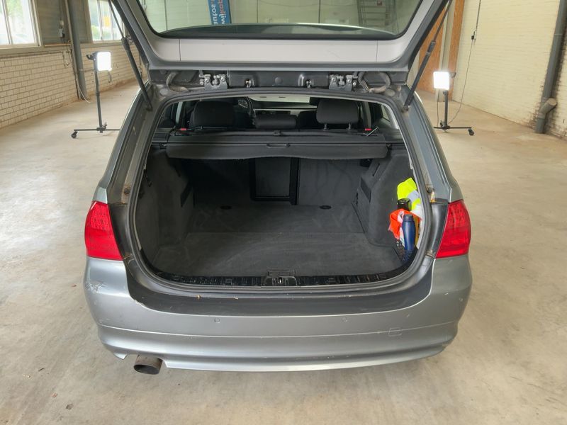 BMW 3er 318d 2009 – снимка 10