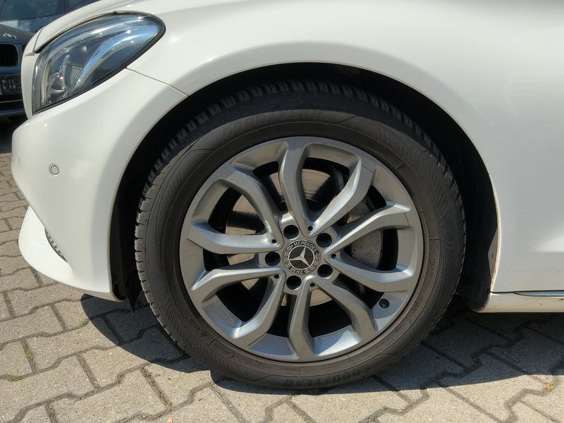 Mercedes-Benz C-Klasse C 250 T Avantgarde 2018 – снимка 3