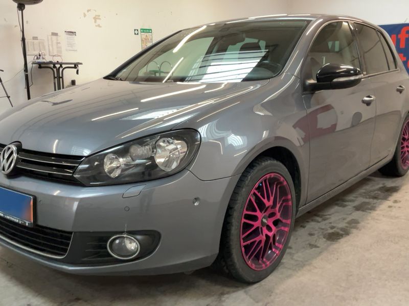 Volkswagen Golf VI 2.0 TDI Style BlueMotion Tech 2011 – снимка 2
