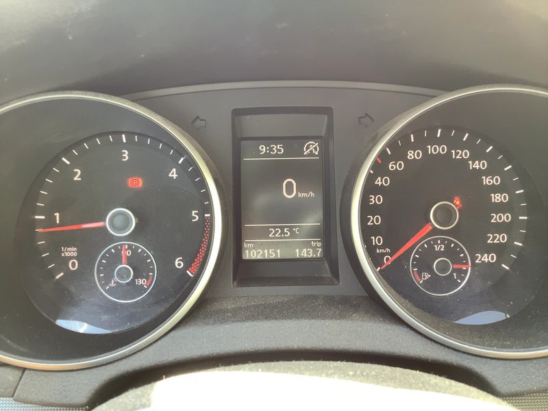 Volkswagen Golf VI 2.0 TDI Style BlueMotion Tech 2011 – снимка 19