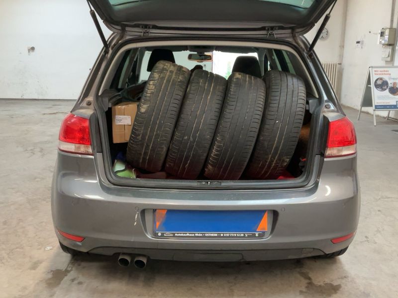 Volkswagen Golf VI 2.0 TDI Style BlueMotion Tech 2011 – снимка 16