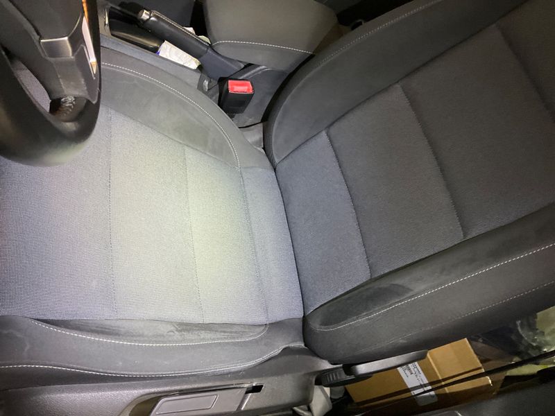 Volkswagen Golf VI 2.0 TDI Style BlueMotion Tech 2011 – снимка 32