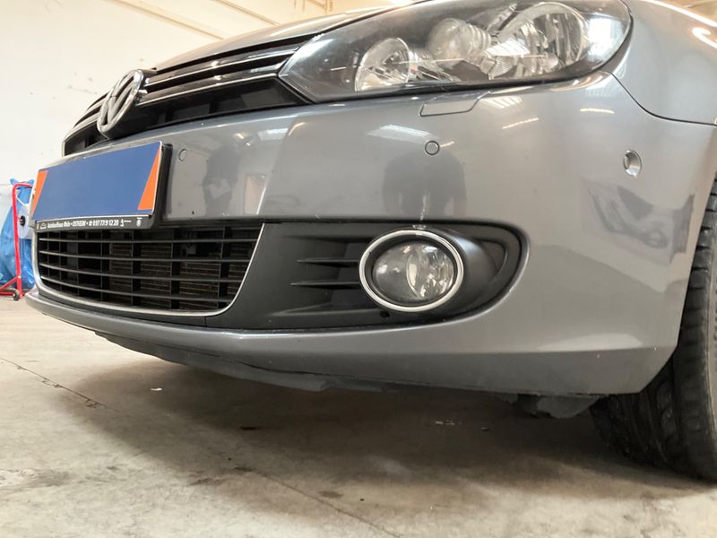Volkswagen Golf VI 2.0 TDI Style BlueMotion Tech 2011 – снимка 37