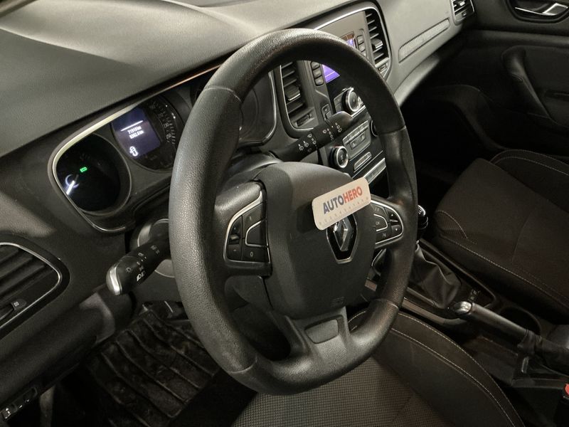 Renault Megane 1.3 TCe Life 2019 – снимка 35