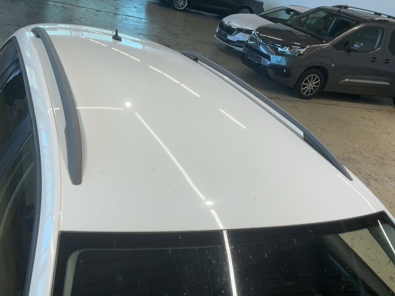Skoda Octavia 2.0 TDI Clever 2018 – снимка 13