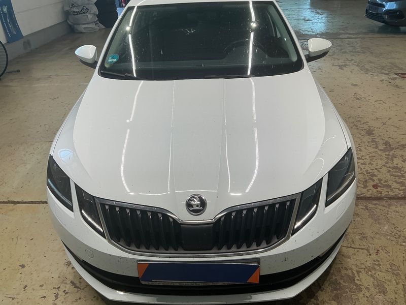 Skoda Octavia 2.0 TDI Clever 2018 – снимка 32