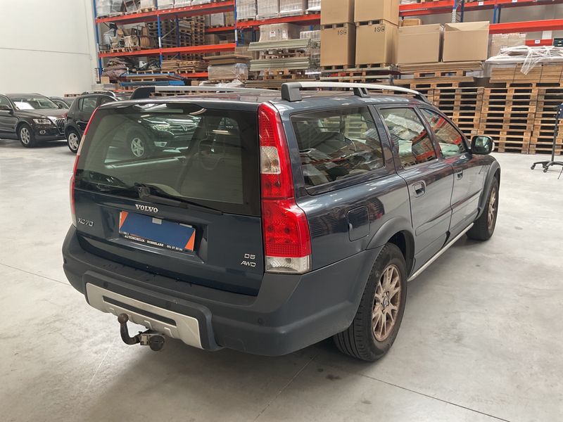 Volvo XC70 2.4 D5 Kinetic AWD 2007 – снимка 2