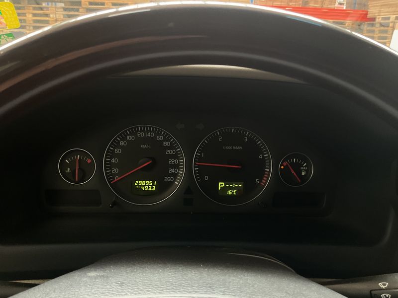 Volvo XC70 2.4 D5 Kinetic AWD 2007 – снимка 4