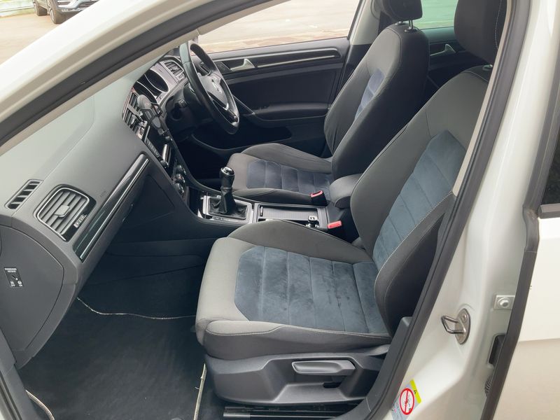 Volkswagen Golf VII 2.0 TDI Highline BlueMotion Tech 2013 – снимка 11
