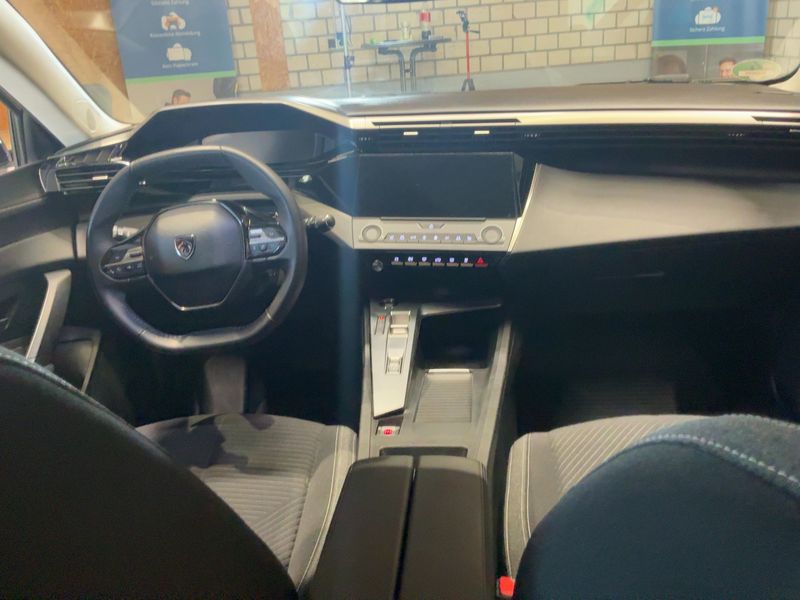 Peugeot 308 1.5 Blue-HDi Active Pack 2022 – снимка 17