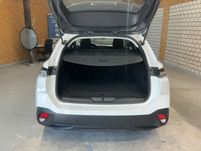 Peugeot 308 1.5 Blue-HDi Active Pack 2022 – снимка 15